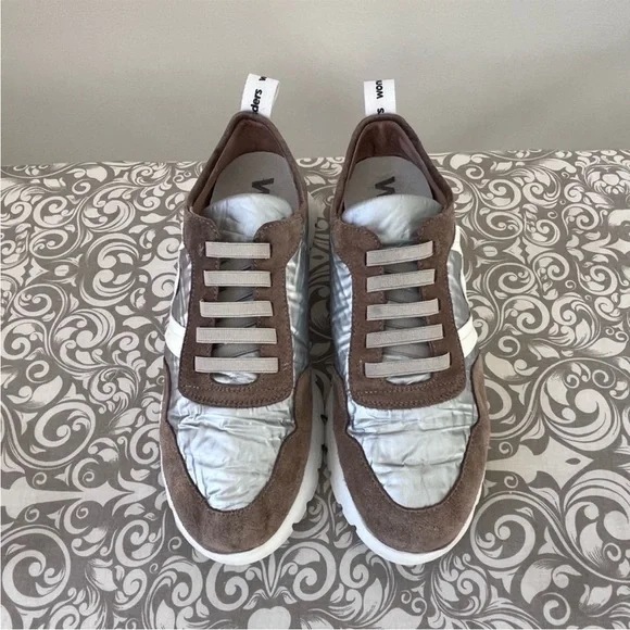 Wonders Sport Sneakers in Taupe and Platinum - Picture 7 of 9